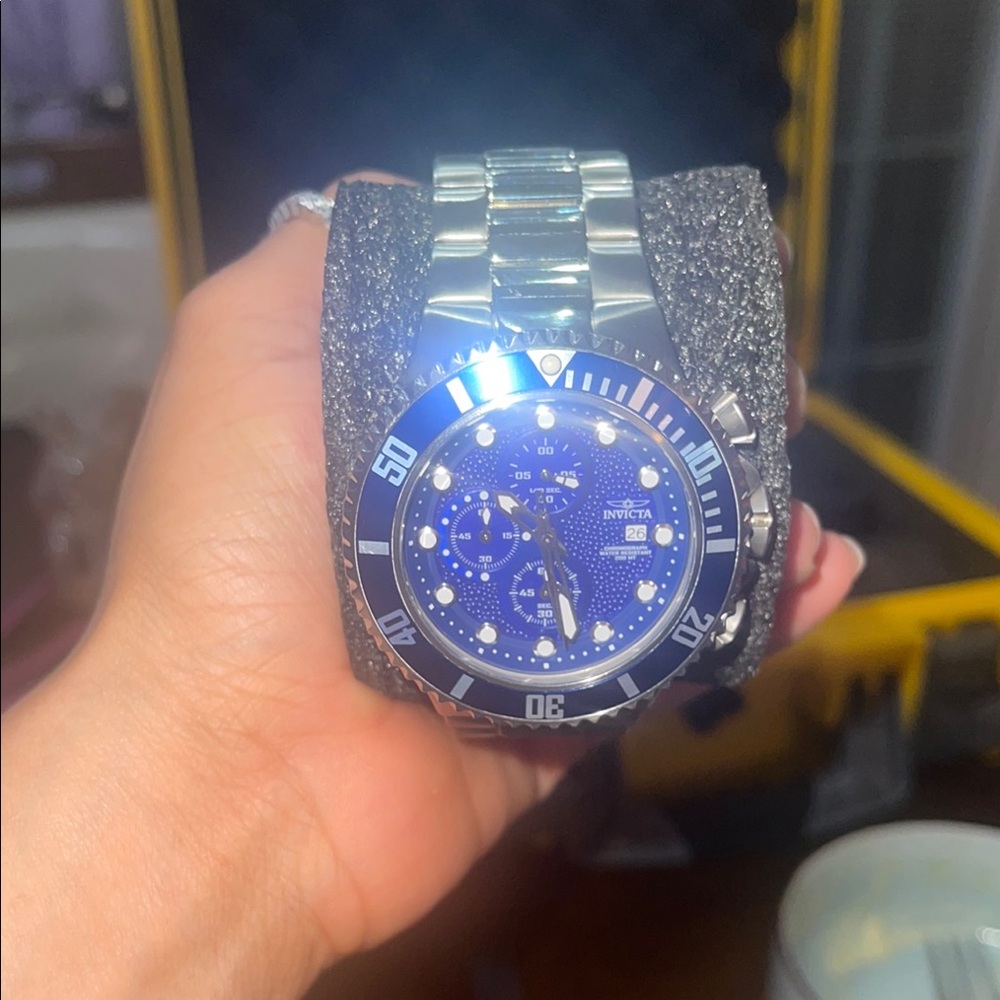 Invicta Pro Diver 42mm Stainless Steel Blue Dial Men’s Watch Quartz 200M Water R